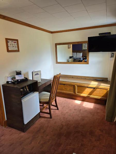 Mount Jefferson View Motel Randolph Buitenkant foto