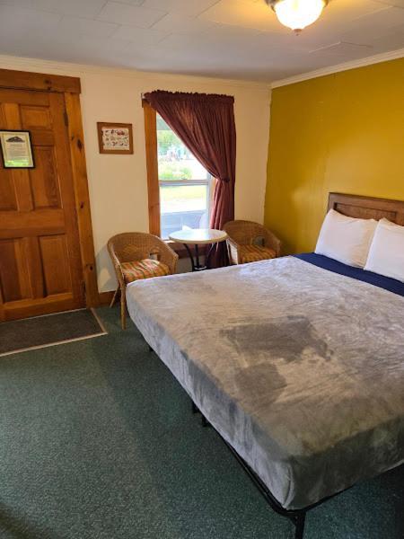 Mount Jefferson View Motel Randolph Buitenkant foto