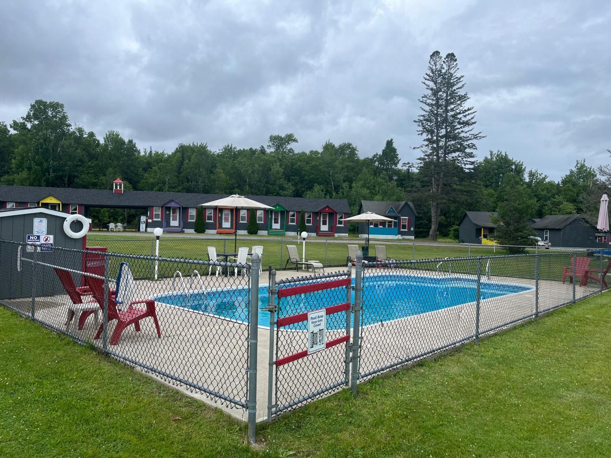 Mount Jefferson View Motel Randolph Buitenkant foto