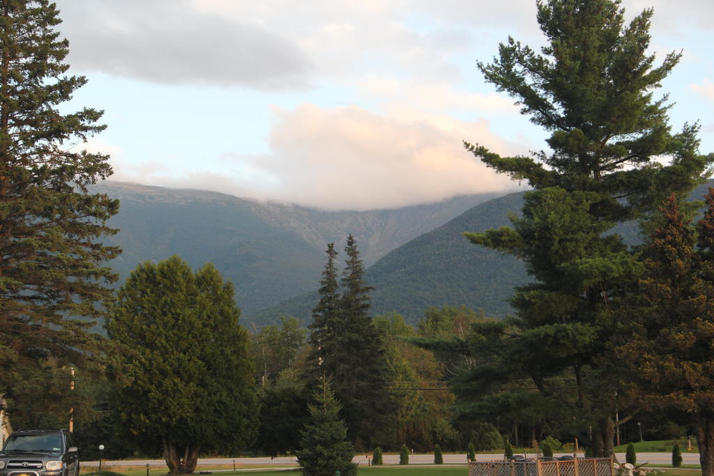 Mount Jefferson View Motel Randolph Buitenkant foto